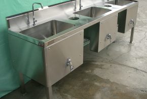 Fabricated sinks by Astron Metal